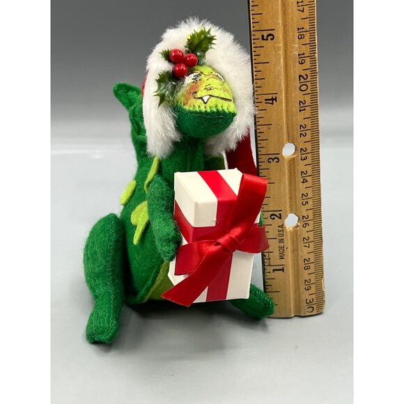Annalee 1990 Christmas Green Santa Dragon Figurine Holding Gift Box 5" Vtg Figur - Picture 4 of 11